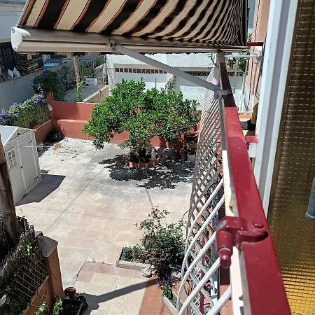Cerca Playa ,estacion Tren Y Garaje Gratis En * Segur de Calafell