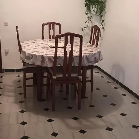 Apartament Cerca Playa , Tren, Garaje Y Wifi Gratis
