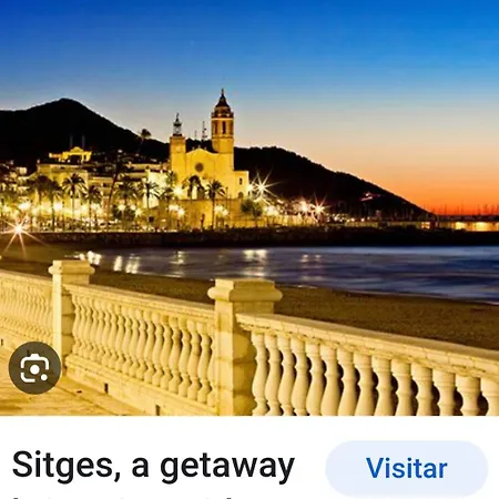 Cerca Playa , Tren, Garaje Y Wifi Gratis Apartament *