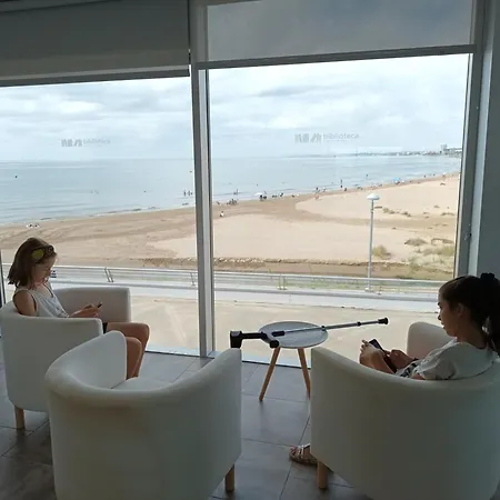 Appartement Cerca Playa , Tren, Garaje Y Wifi Gratis *