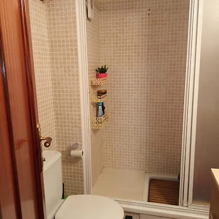Cerca Playa , Tren, Garaje Y Wifi Gratis * Segur de Calafell